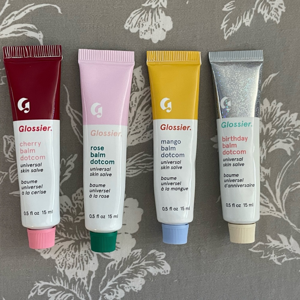 Glossier Balm Dot Com